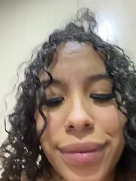 MarieLeonn Webbikameraesitys