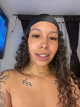 Živý XXX chat MarieLeon