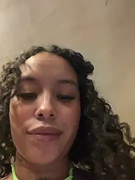 Chat XXX en directo de MarieLeon