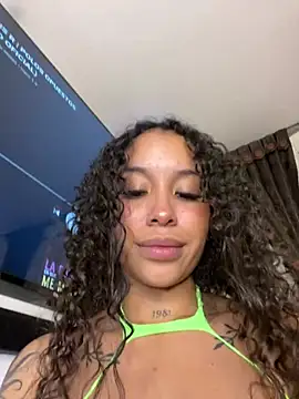 MarieLeon's Webcam Show