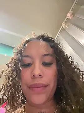 MarieLeon Chat XXX in diretta