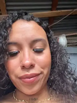 MarieLeon Chat XXX live
