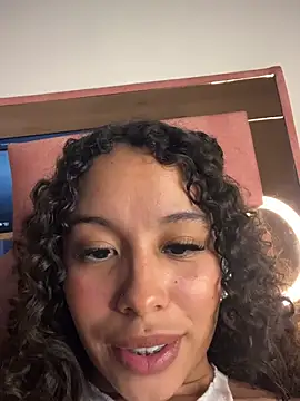 MarieLeonn Live XXX chat