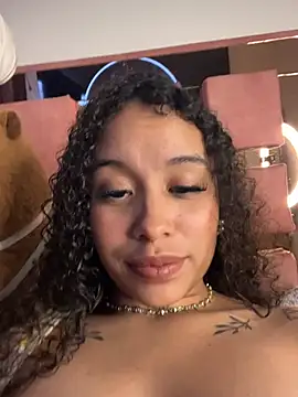 MarieLeon live XXX chat