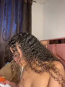 MarieLeon's Live XXX Chat