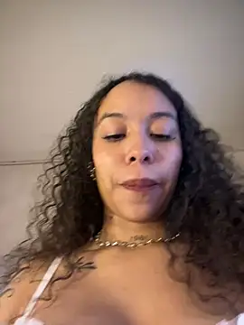 Chat XXX en directo de MarieLeon