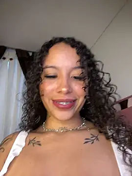 Chat XXX en directo de MarieLeon