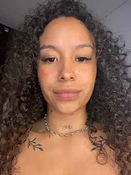 צ'אט XXX בשידור חי של MarieLeon