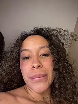MarieLeon webcam show