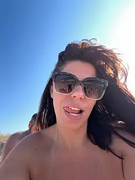 Sara87Show4U's Webcam Show