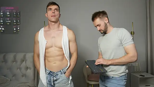 Nik_Sharp: вебкам-шоу