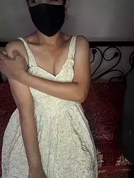 Nitya_Mahesh Шоу с уебкамера