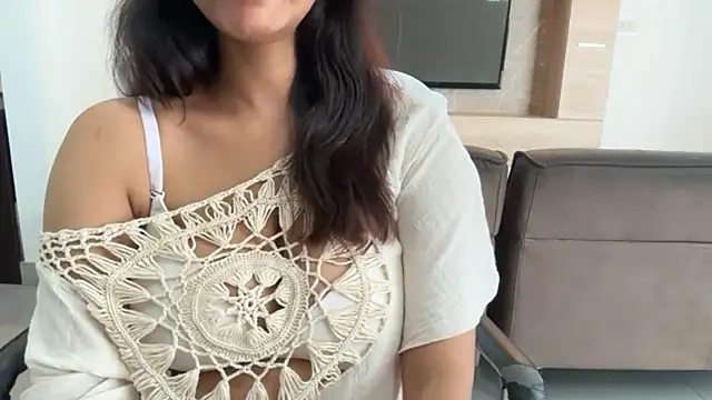 Cupid_of_Hearts' Webcam Show