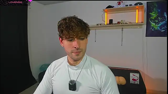 Ares_blue Webcam show