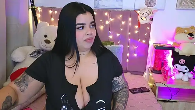 Chat +18 de MiahJoness ao vivo