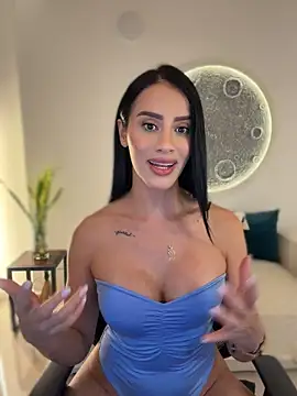 SarahhSmitth1 Adlı Modelin Canlı XXX Sohbeti