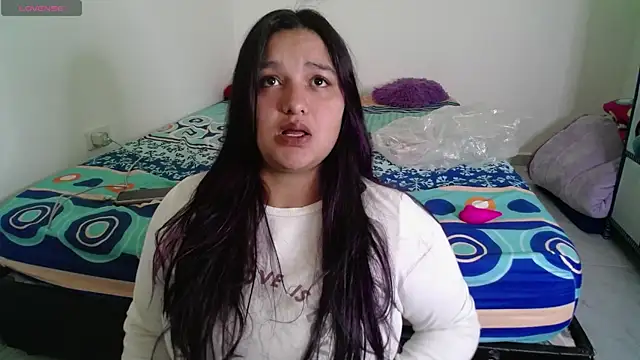 Chat +18 de Laurenkenner_ ao vivo