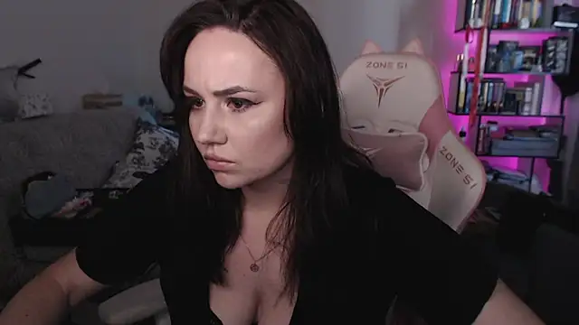 SexyWitch_666 Adlı Modelin Canlı XXX Sohbeti