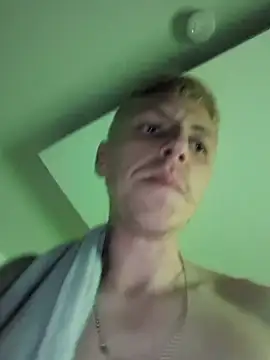 W3rtzuio webcam show
