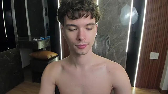 calvin_love_you Show Webcam