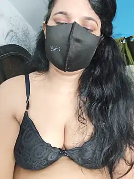 PREETI-BHABI98 – Live XXX-chat
