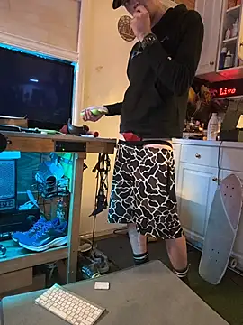 Twist_N_Tease's Webcam Show