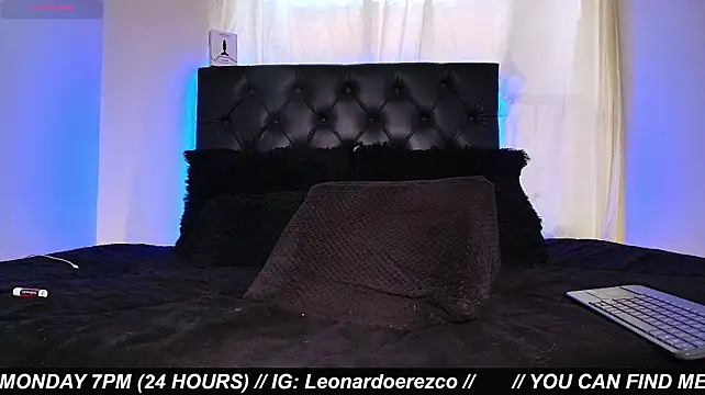 James1Leee Шоу с уебкамера