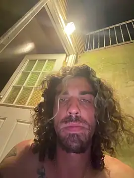 הופעת וובקאם של CjNDee_honeyNivory