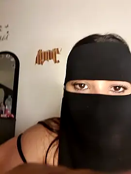 Hot_leila69 现场XXX聊天