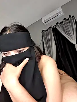 Hot_leila69 Adlı Modelin Web Kamerası Şovu