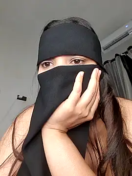 Hot_leila69 网络视讯表演