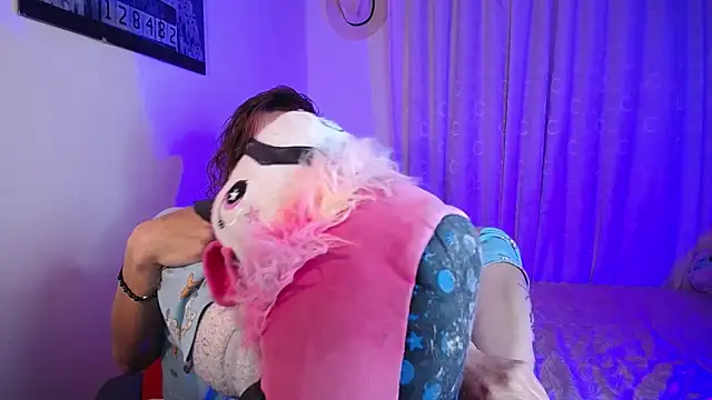 Pokazy przed kamerką – Lu_perez