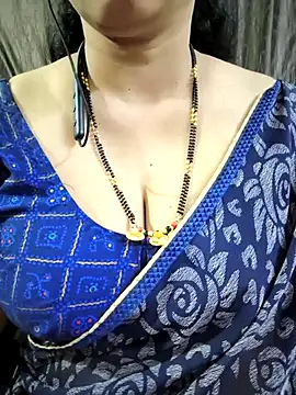 bhuvana_555: вебкам-шоу