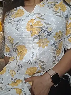 XXX chat uživo modela Rina777o