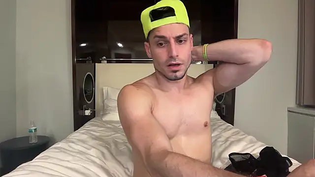 hot_shot_13 Webcam show