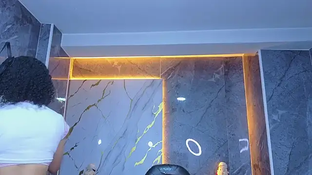 Živá chatovací místnost Violeth_b
