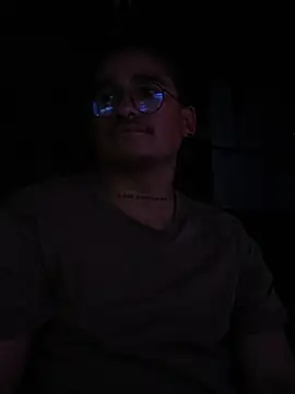 Show modela __JaviJavi na web-kameri