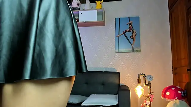 Alaia_Love77 现场XXX聊天