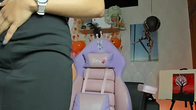 Alaia_Love77のウェブカメラショー