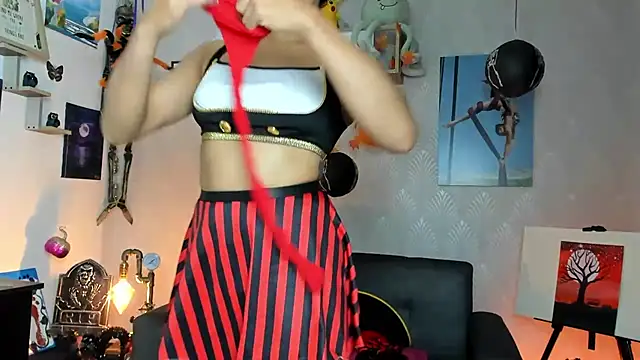 Alaia_Love77 webcam show