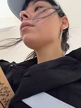 Živý XXX chat EemaHaruki
