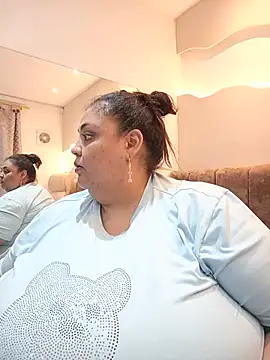 Alisson_amn Webbikameraesitys