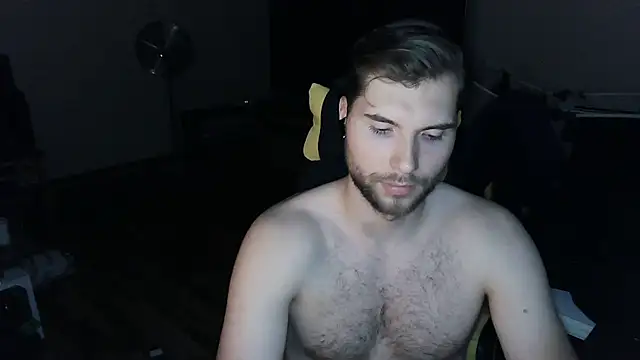 Ironman220 Show in webcam