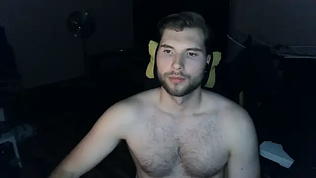 Ironman220 webkamerás műsora
