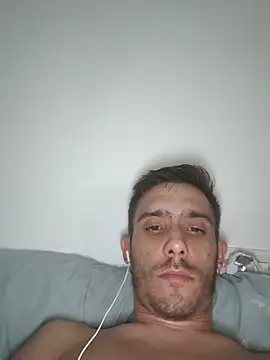 Show modela Josmiin na web-kameri