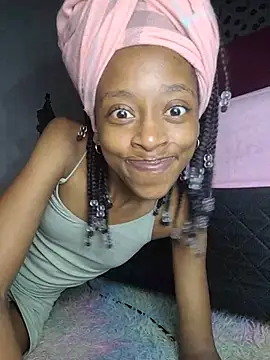 02Boitybaby's Live XXX Chat