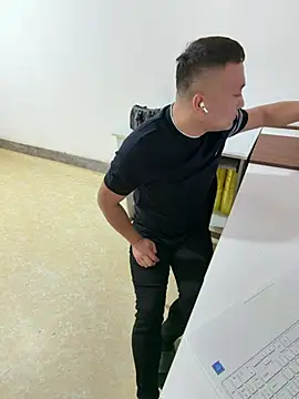 Stripchat-SM 网络视讯表演