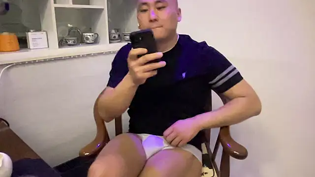 Xinl53800-Stripchat Show Webcam