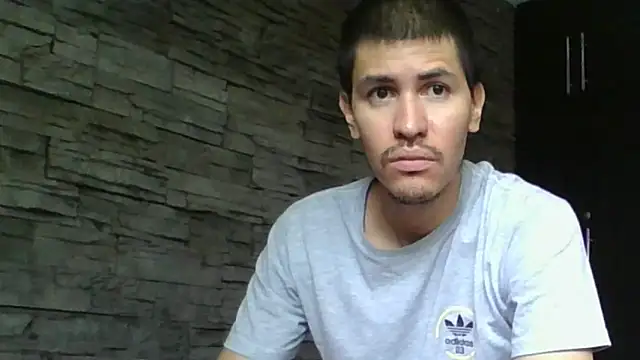 Sexylatin64's Live XXX Chat