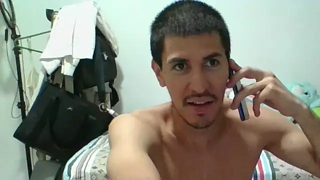 Chat +18 de Sexylatin64 ao vivo